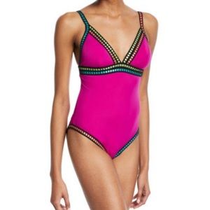 EUC la Blanca threading along one piece